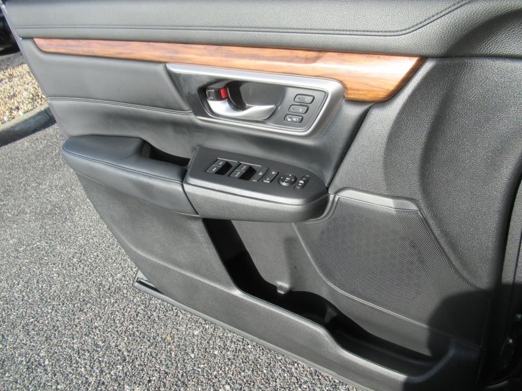 2022 Honda CR-V Touring - Photo 27