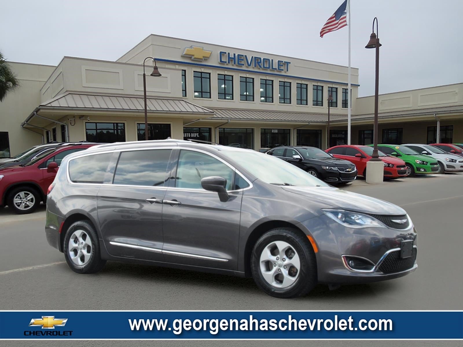 2017 Chrysler Pacifica Touring-L Plus