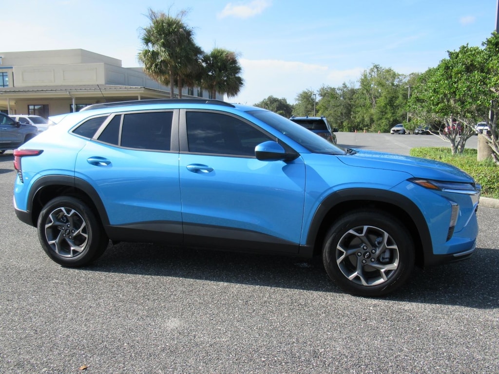 New 2026 Chevrolet Trax LT SUV