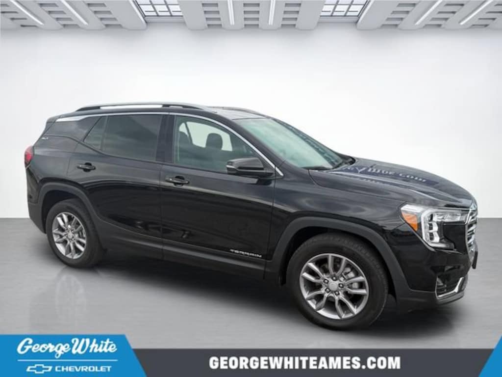 Used 2022 GMC Terrain SLT SUV