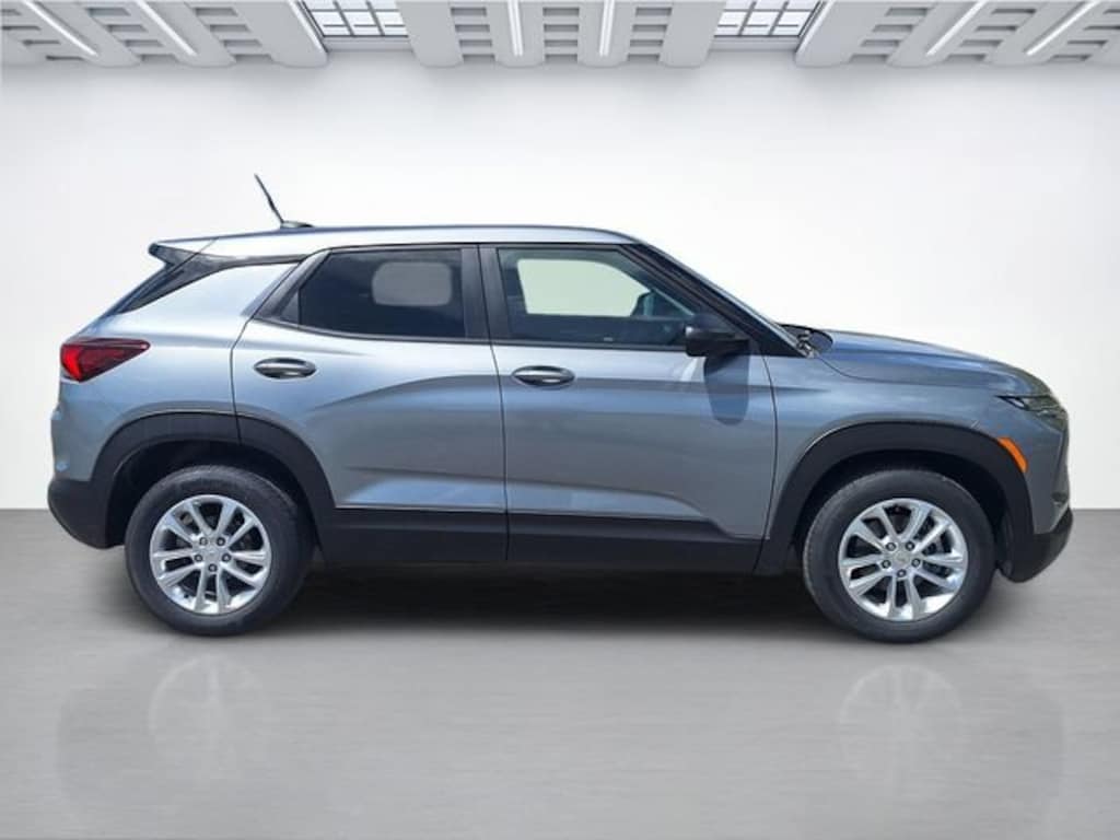 New 2026 Chevrolet Trailblazer LS SUV