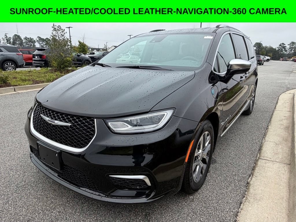 Used 2024 Chrysler Pacifica Hybrid Pinnacle Hybrid Pinnacle FWD
