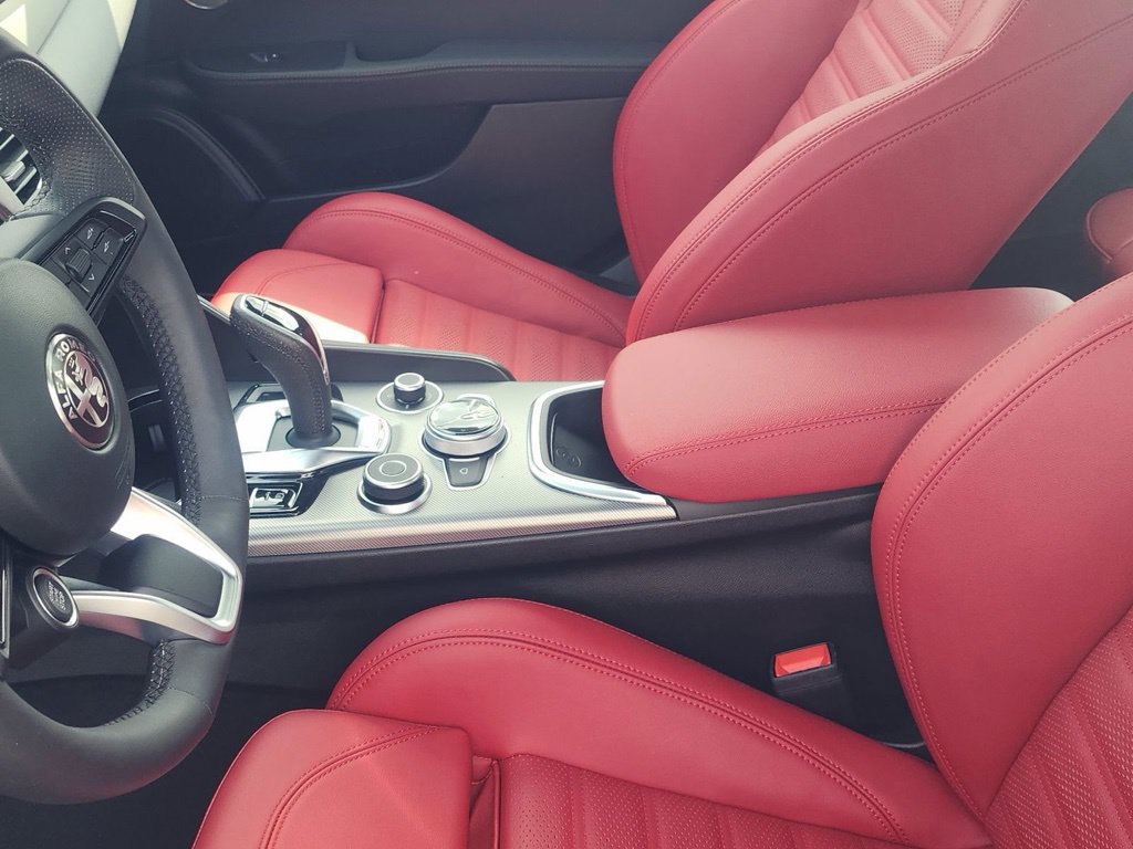 Used 2024 Alfa Romeo Giulia Veloce Veloce AWD