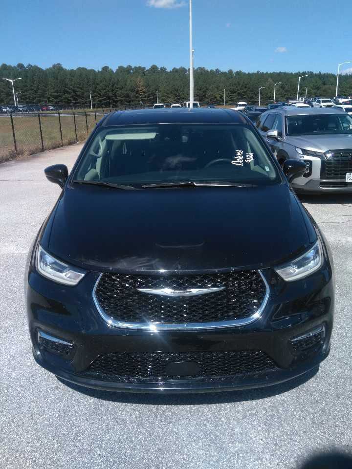 Used 2024 Chrysler Pacifica Touring L Touring L FWD
