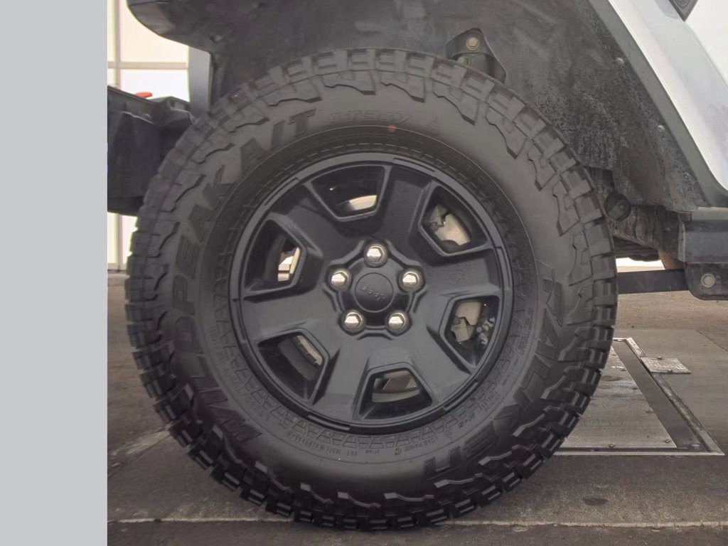 Used 2023 Jeep Gladiator Mojave Mojave 4x4