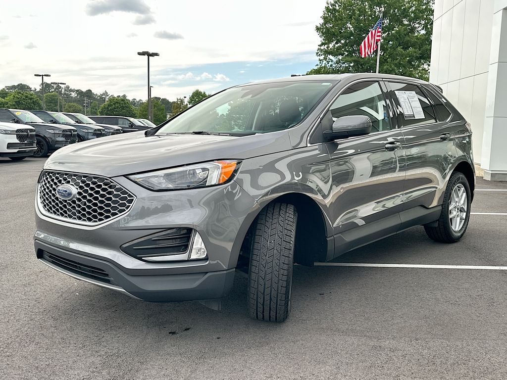 2023 Ford Edge