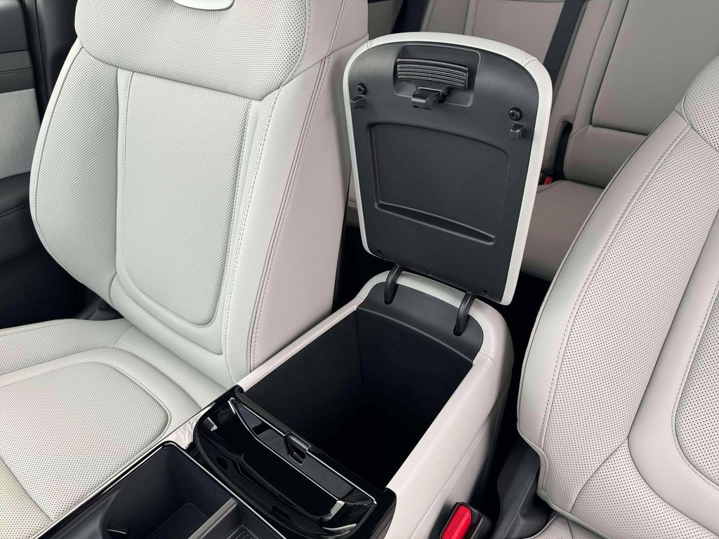 2026 Hyundai Tucson Limited - Photo 18