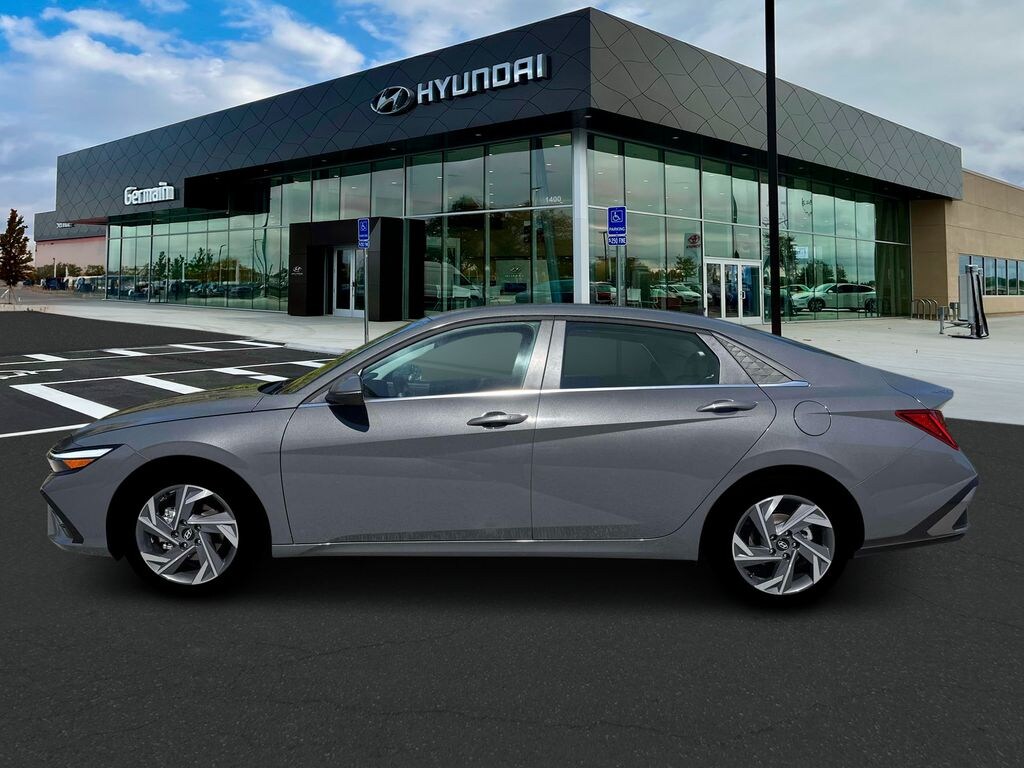 New 2026 Hyundai Elantra Limited Sedan