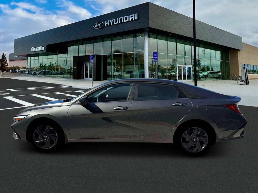 New 2026 Hyundai Elantra SEL Sport Premium Sedan