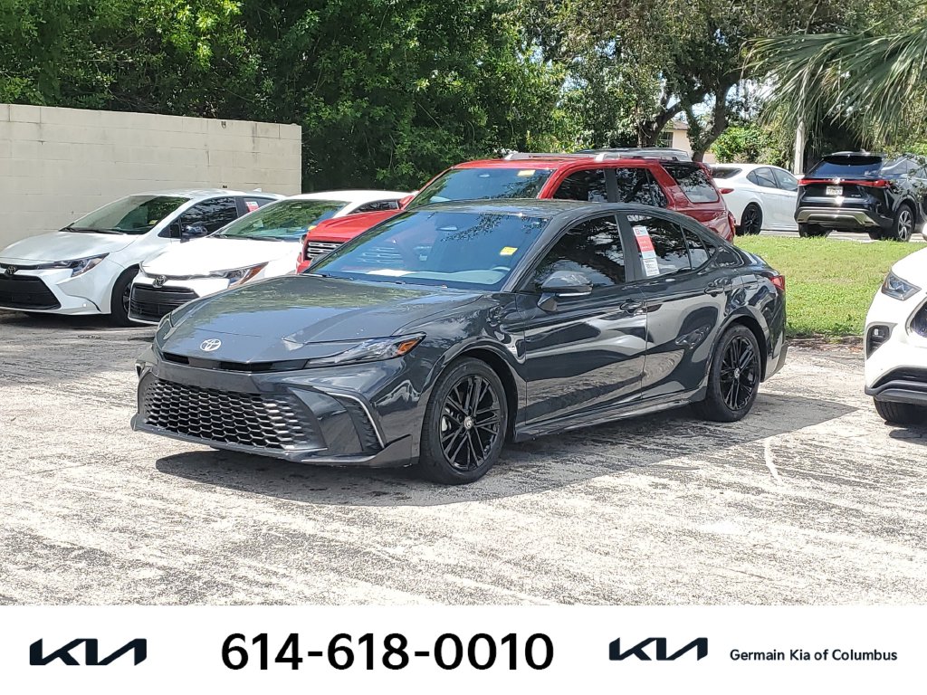 Used 2026 Toyota Camry SE Sedan