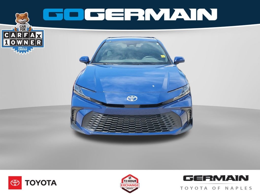 Used 2025 Toyota Camry SE Sedan