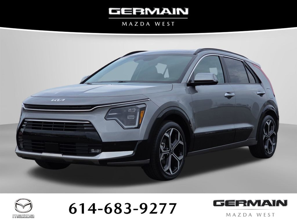Used 2024 Kia Niro SX Touring SUV