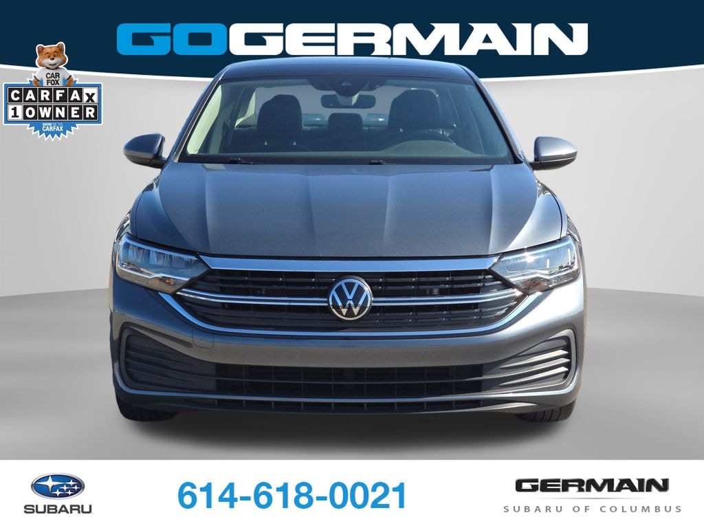 Used 2024 Volkswagen Jetta 1.5T SE Sedan