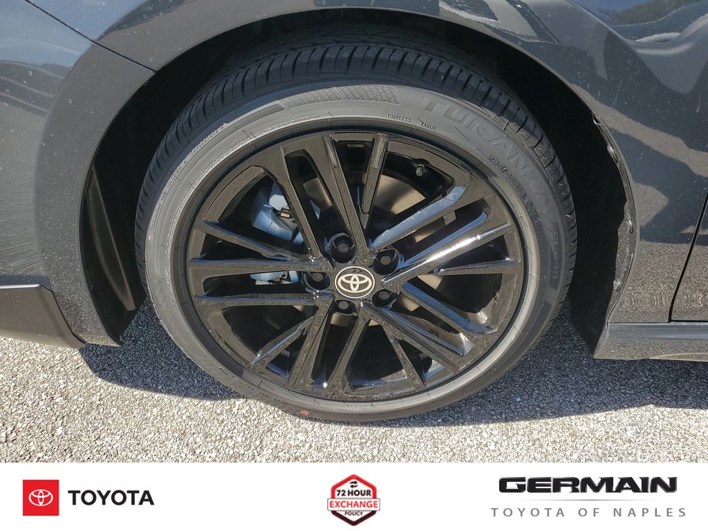 2026 Toyota Camry SE - Photo 11