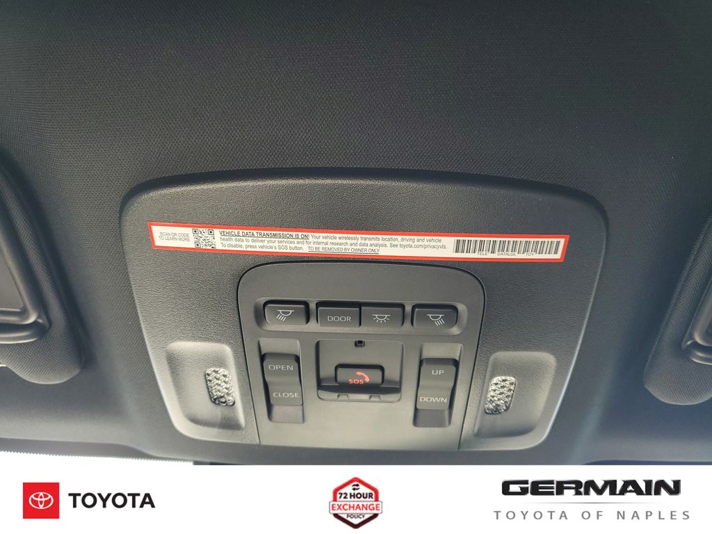 2026 Toyota Camry SE - Photo 31