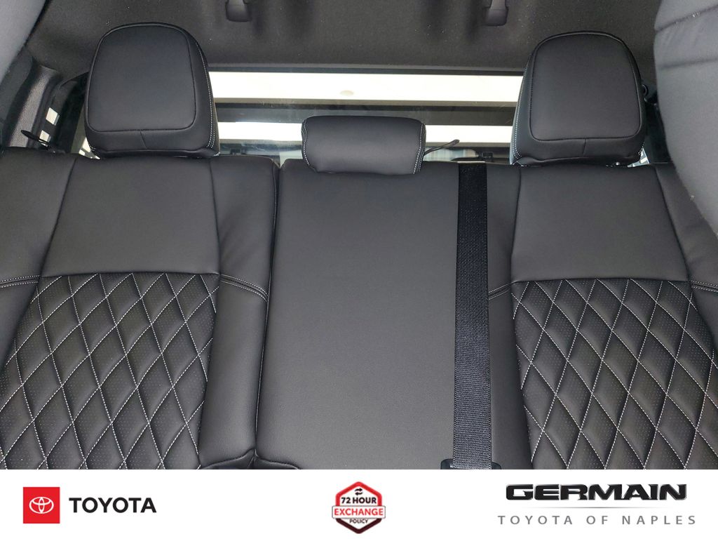2026 Toyota Tacoma SR5 - Photo 26