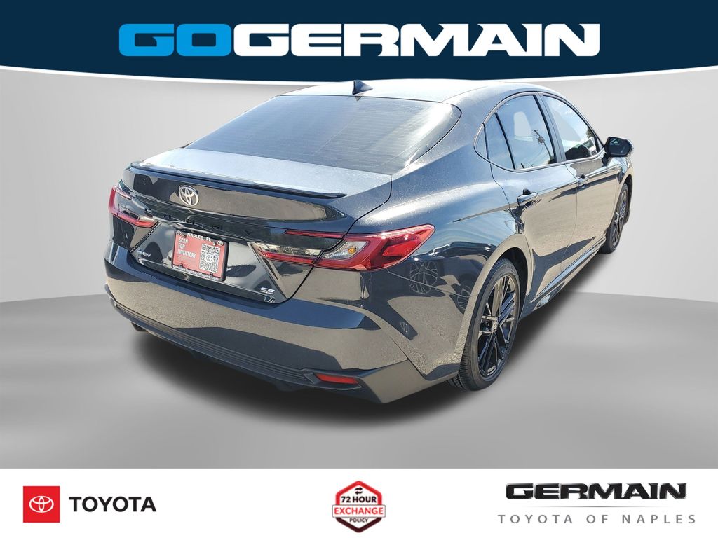 2026 Toyota Camry SE - Photo 6