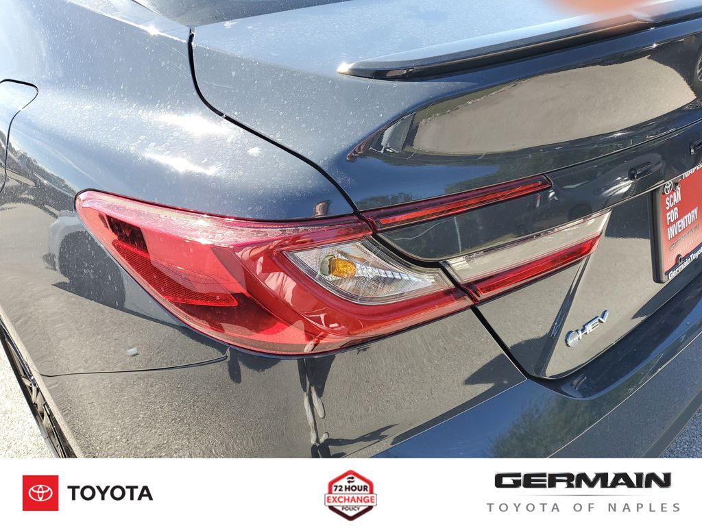 2026 Toyota Camry SE - Photo 14