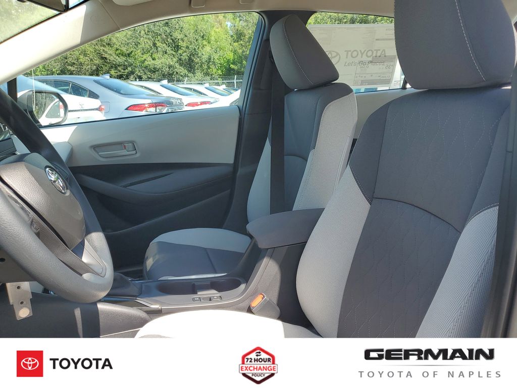 2026 Toyota Corolla LE - Photo 18