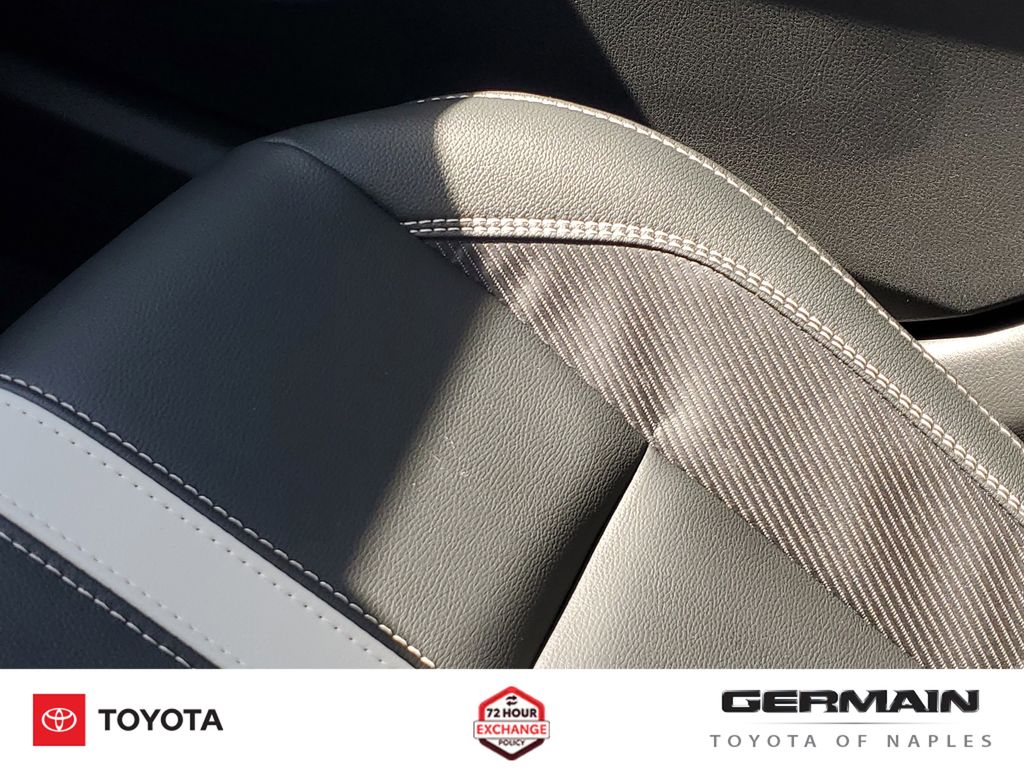 2026 Toyota Camry SE - Photo 26