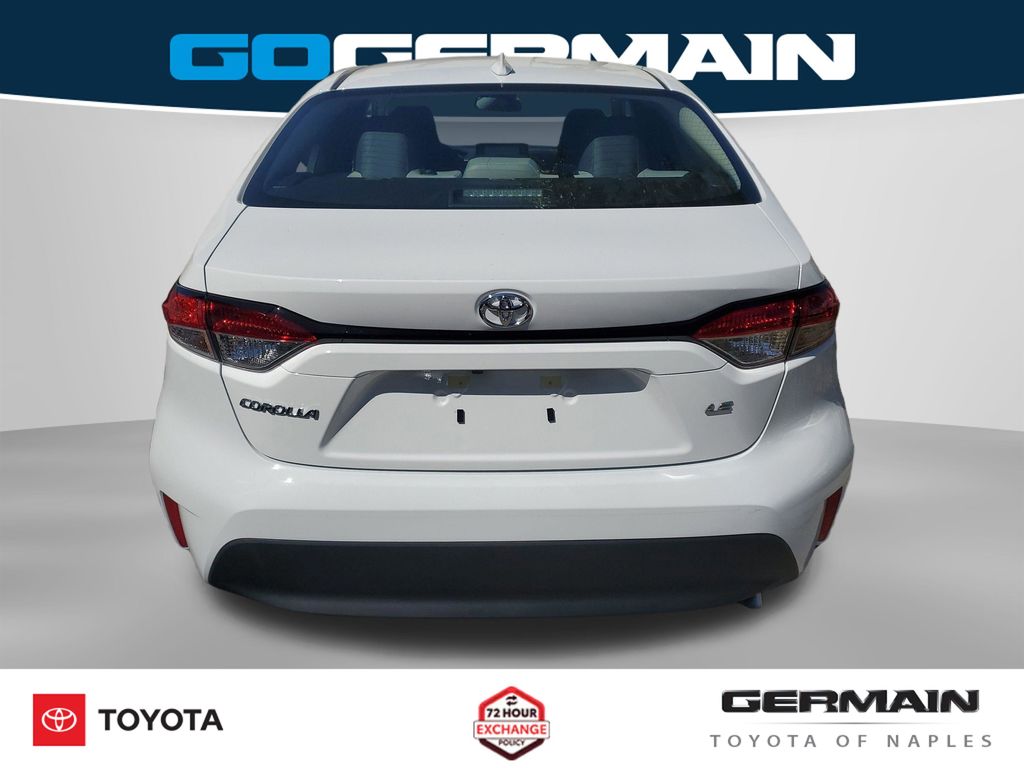 2026 Toyota Corolla LE - Photo 8