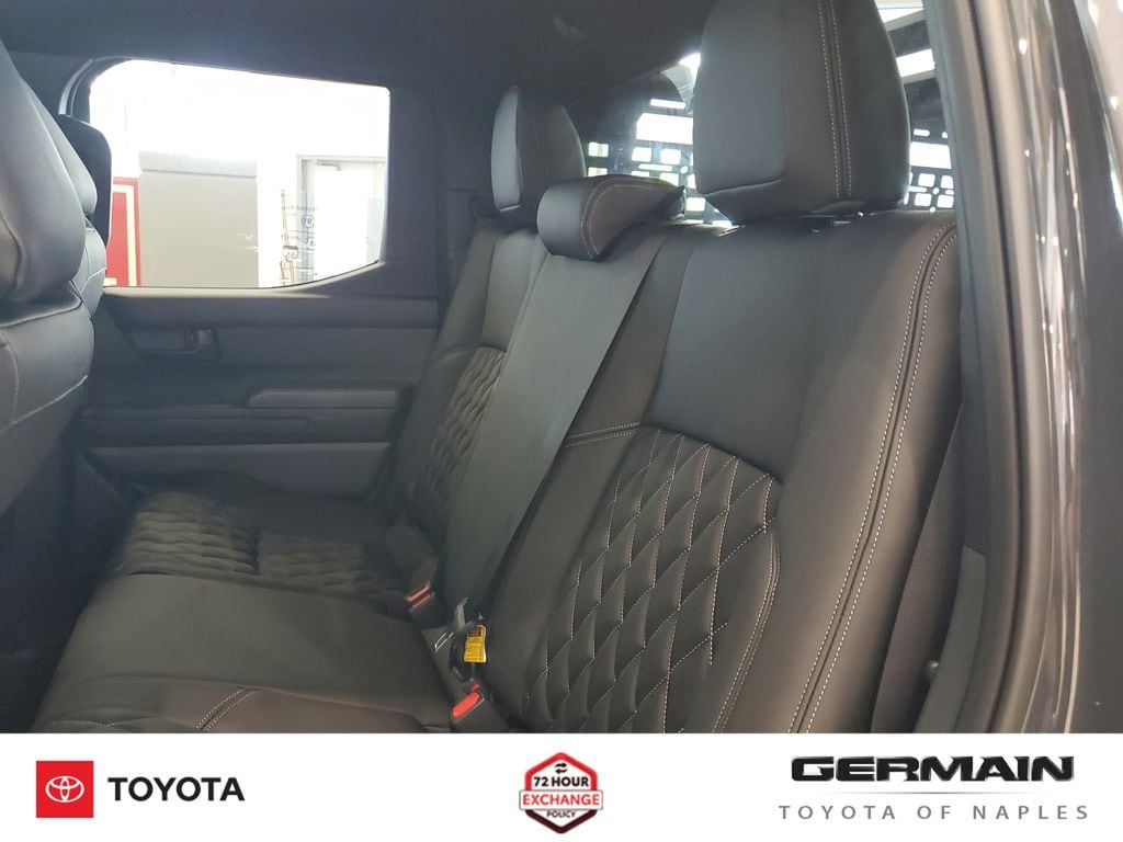 2026 Toyota Tacoma SR5 - Photo 18