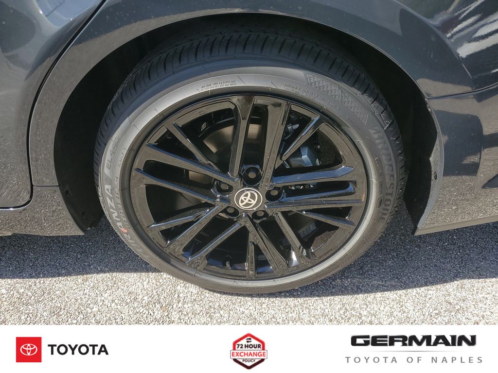 2026 Toyota Camry SE - Photo 10