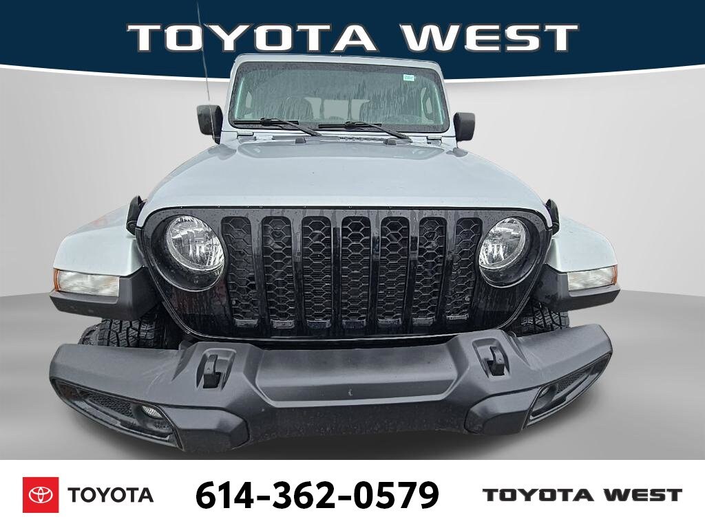 Used 2023 Jeep Gladiator Sport Truck Crew Cab