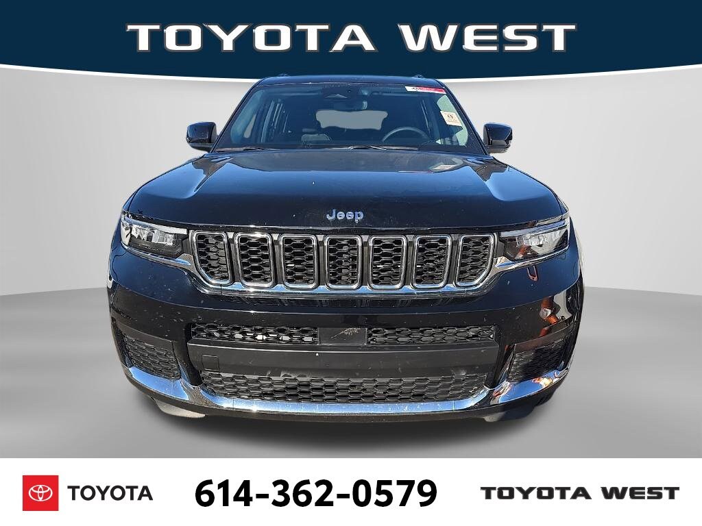 Used 2023 Jeep Grand Cherokee L Laredo SUV