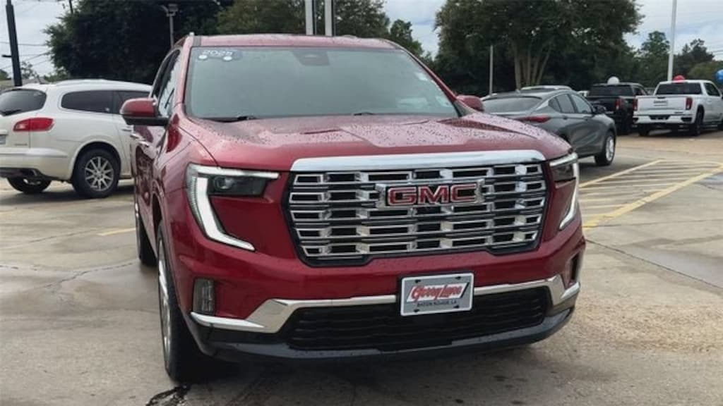 Used 2025 GMC Acadia Denali SUV