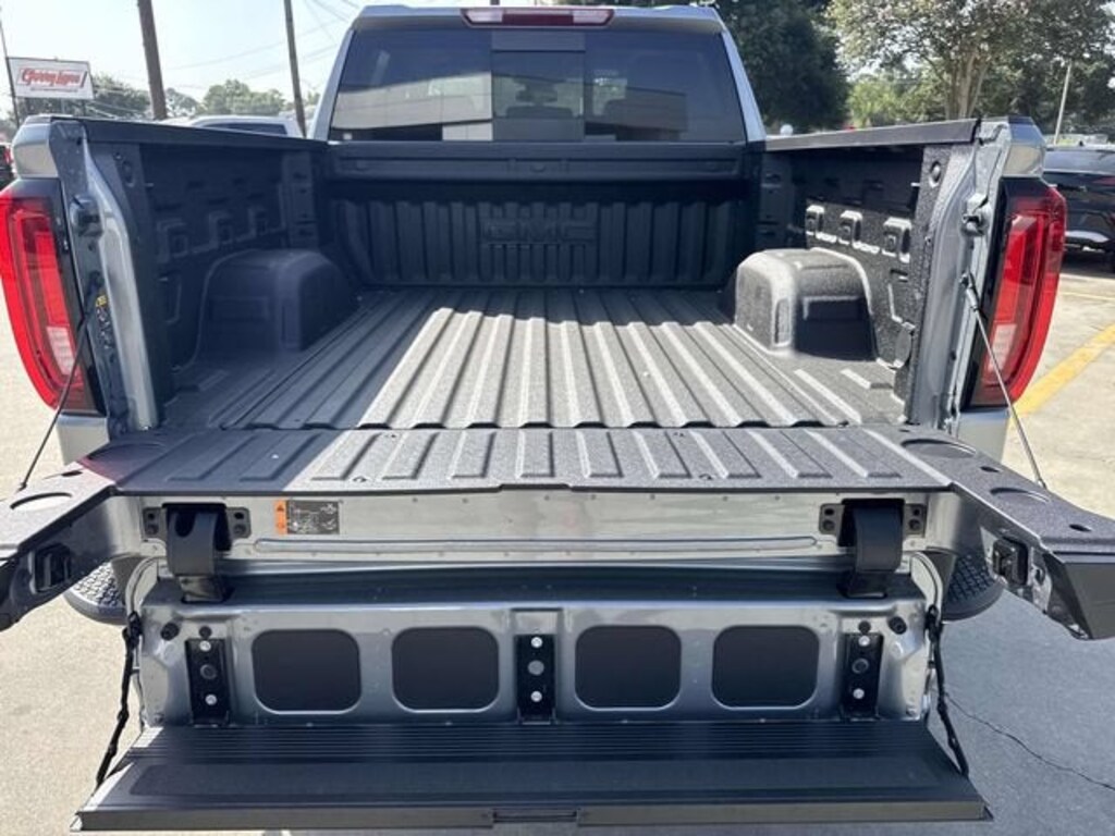 New 2026 GMC Sierra 1500 SLT Truck Crew Cab