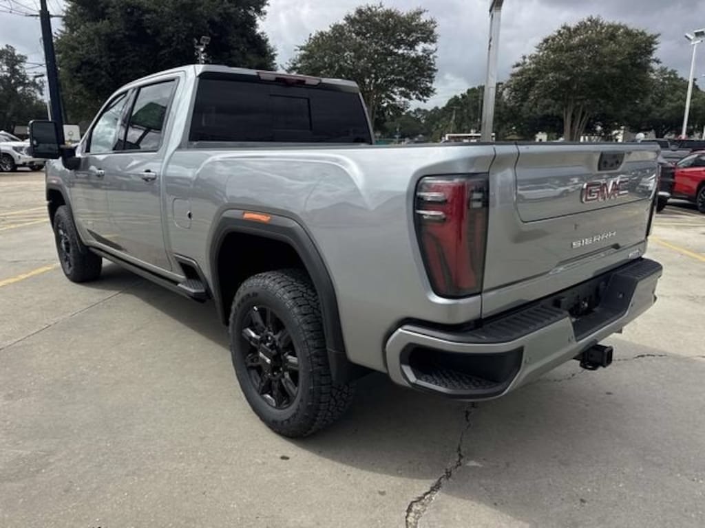 New 2026 GMC Sierra 2500 HD AT4 Truck Crew Cab