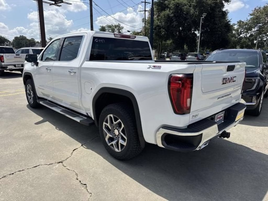 New 2026 GMC Sierra 1500 SLT Truck Crew Cab