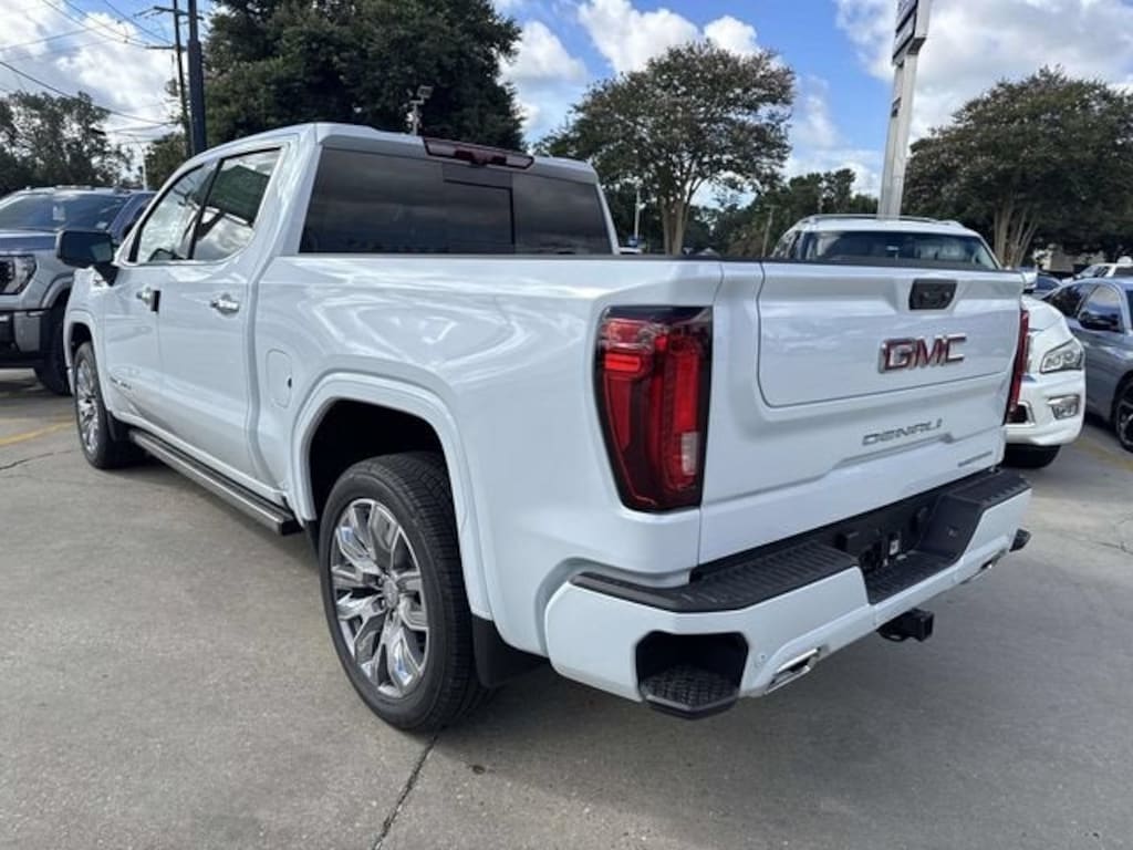 New 2026 GMC Sierra 1500 Denali Truck Crew Cab