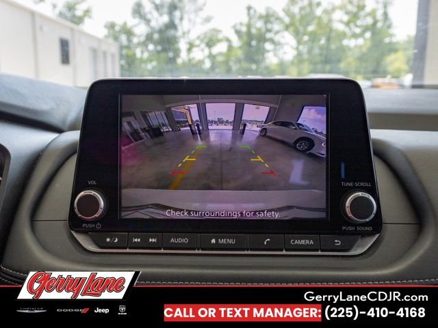 2025 Nissan Rogue SV - Photo 11
