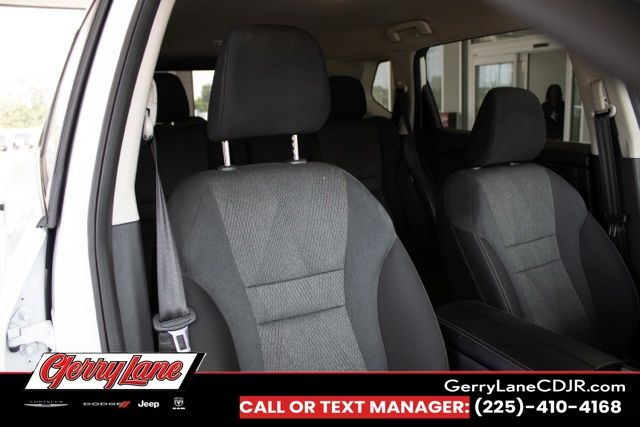 2025 Nissan Rogue SV - Photo 15
