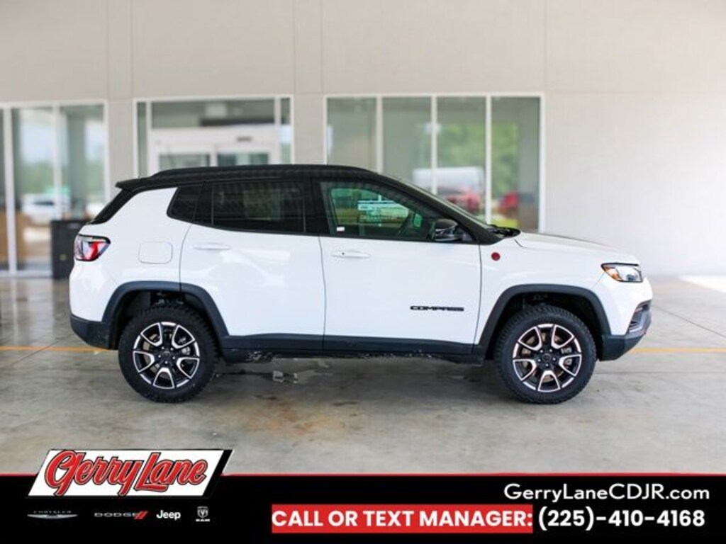 Used 2025 Jeep Compass Trailhawk SUV