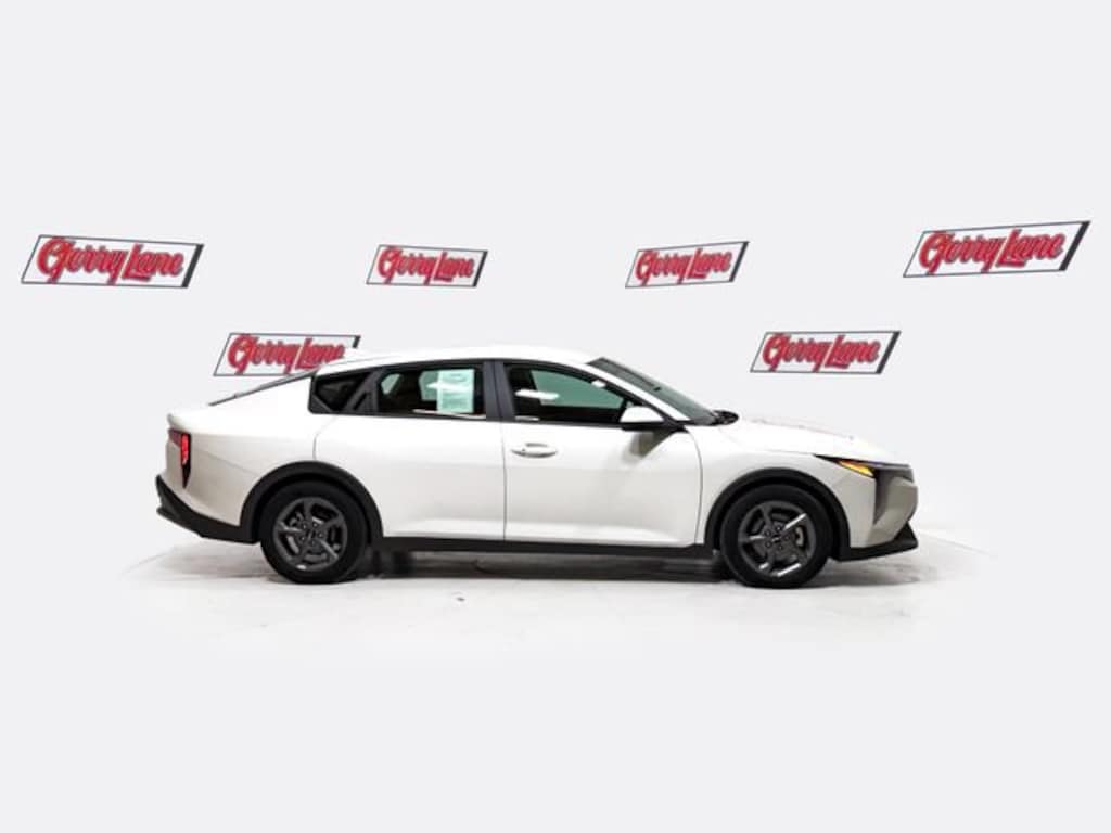 Used 2025 Kia K4 LXS Sedan