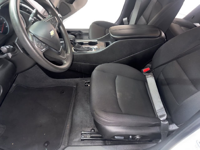 2025 Chevrolet Malibu 1LT - Photo 10