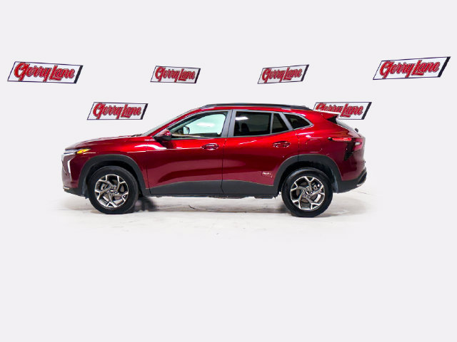 Used 2025 Chevrolet Trax LT SUV