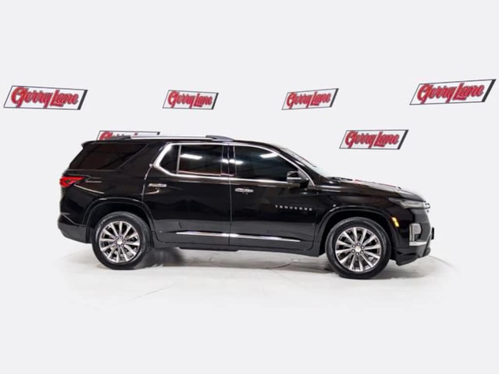 Used 2023 Chevrolet Traverse Premier SUV
