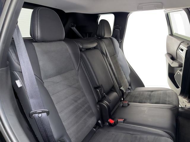 2025 Mitsubishi Outlander SE - Photo 19