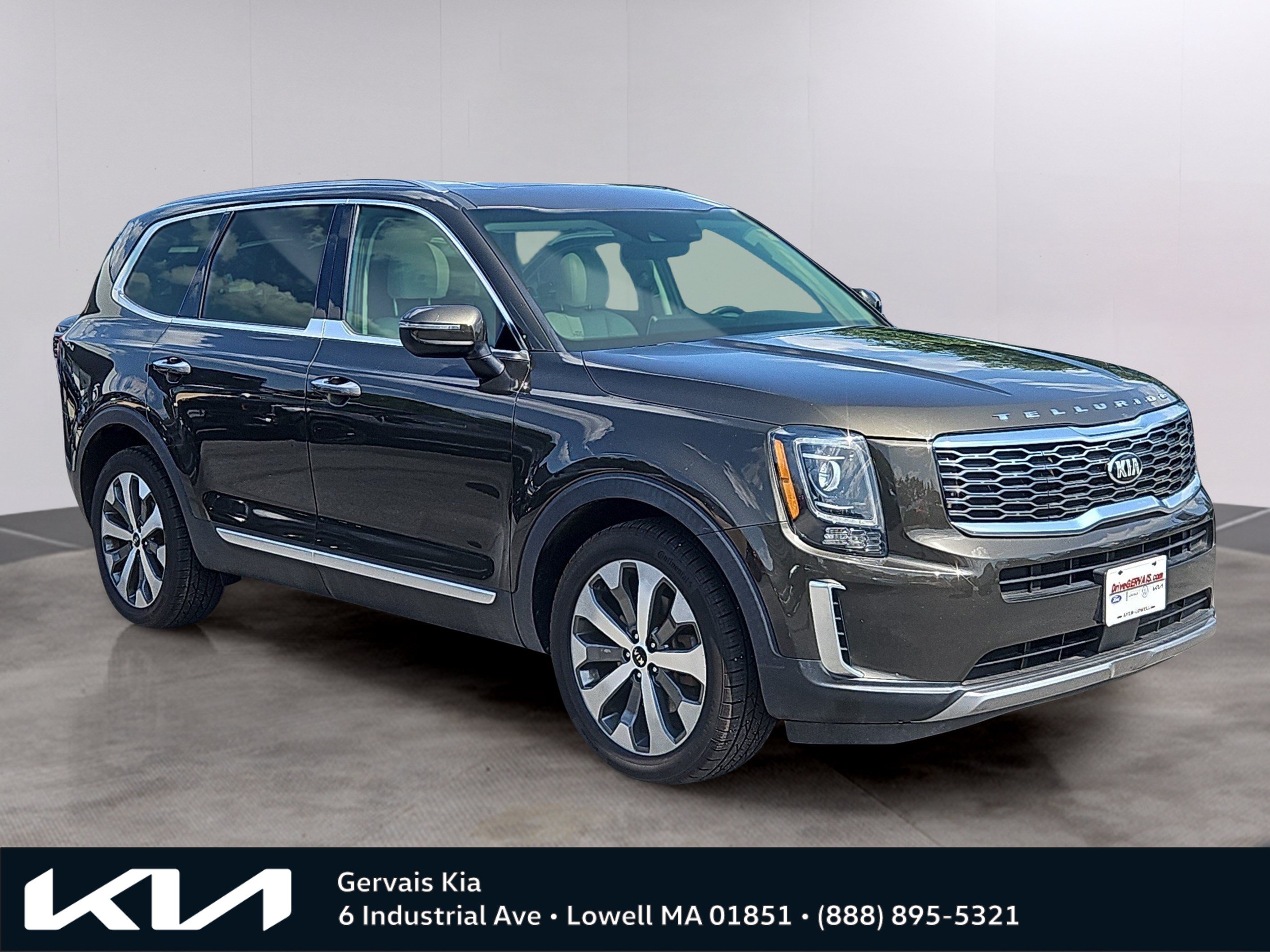 Picture of a 2020 Kia Telluride S SUV For Sale in Lowell, MA