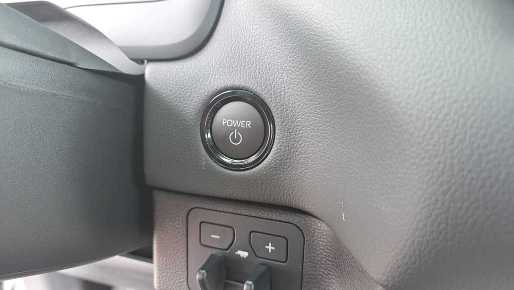 2026 Toyota Tundra Limited - Photo 25