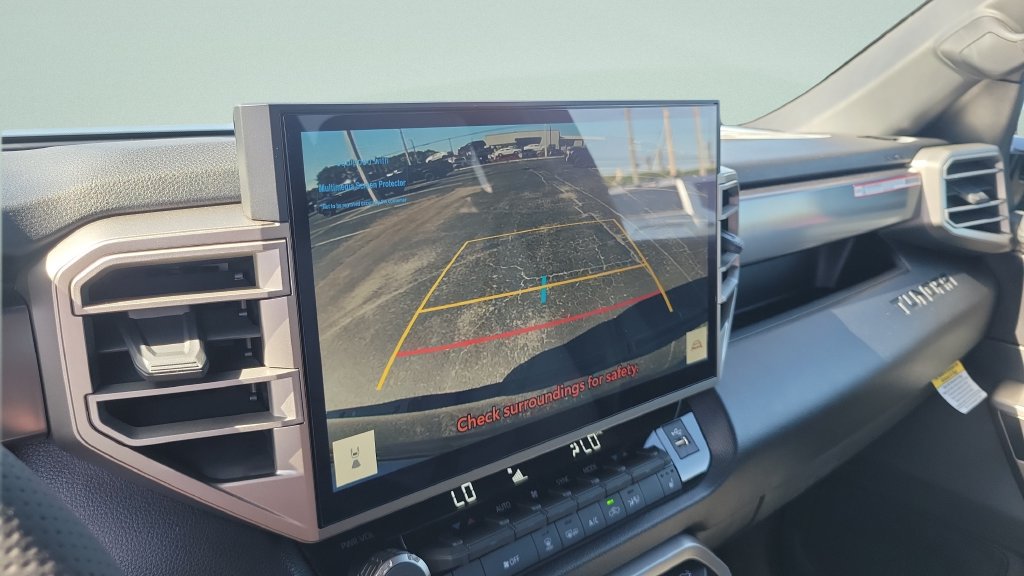 2026 Toyota Tundra SR5 - Photo 17