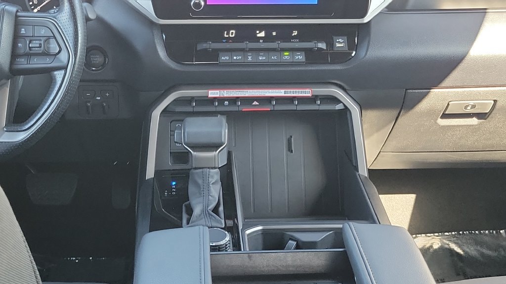2026 Toyota Tundra SR5 - Photo 14