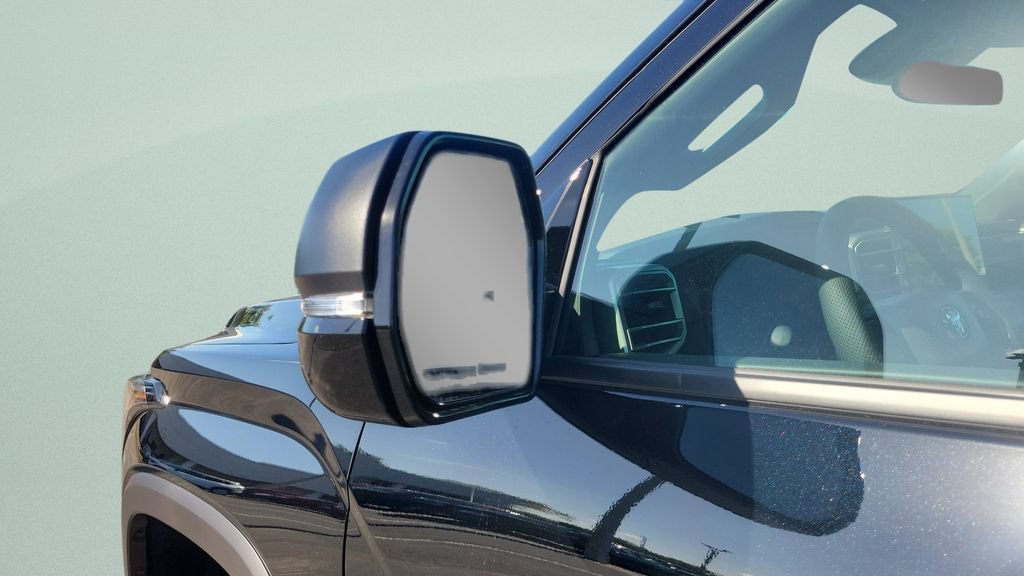 2026 Toyota Tundra SR5 - Photo 11
