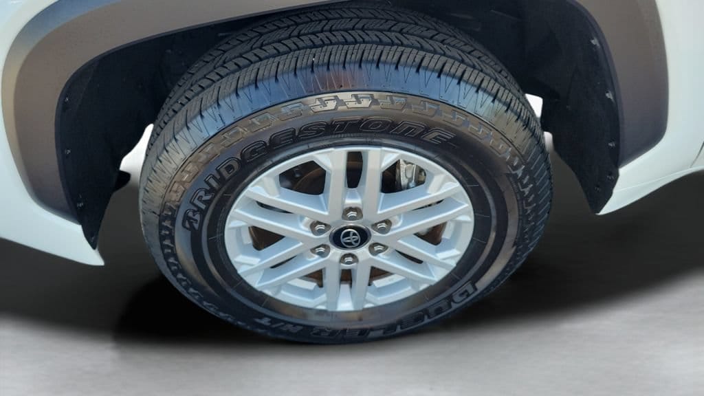 2026 Toyota Tundra SR5 - Photo 24