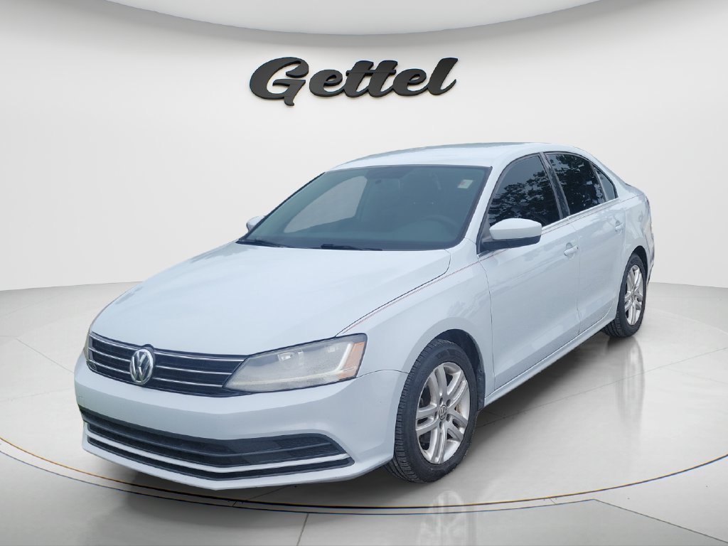 3VW2B7AJ5HM244526