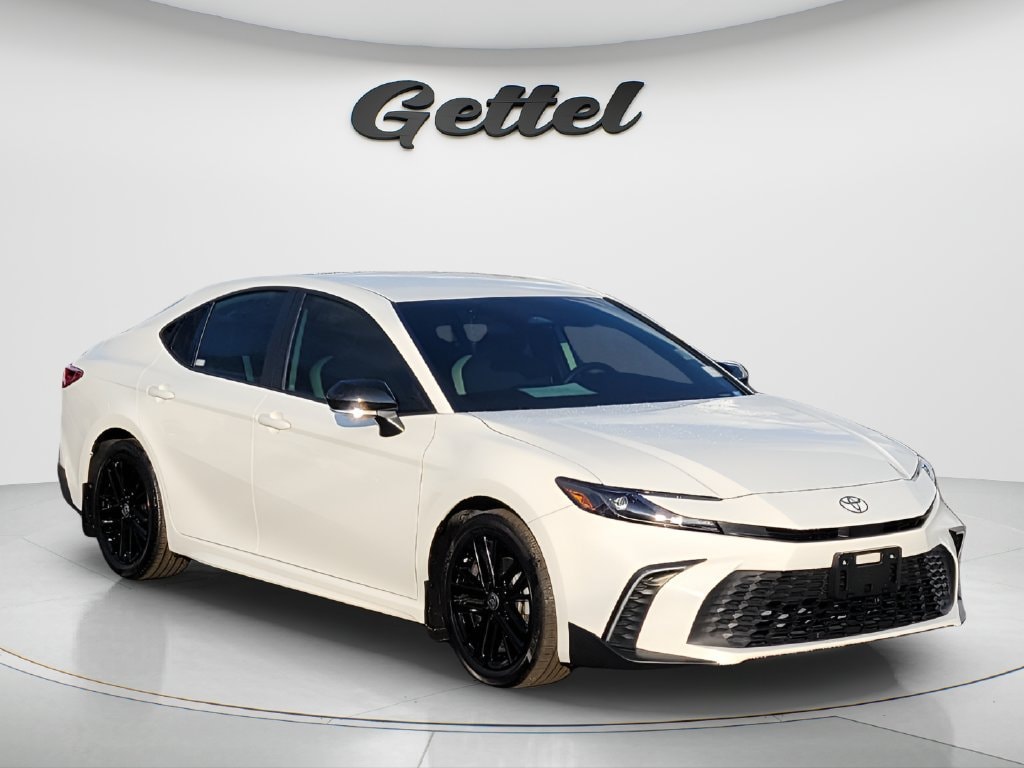 Certified 2025 Toyota Camry SE Sedan